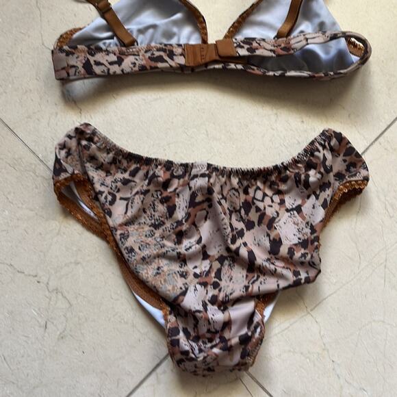 NWOT Spell leopard print bikini - Picture 6 of 6